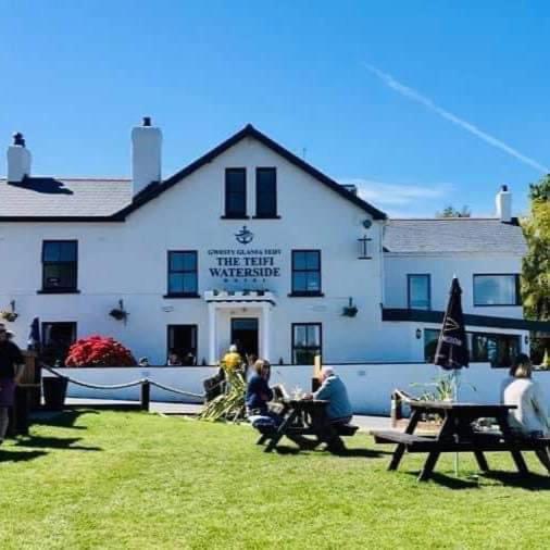 The Teifi Waterside Hotel Cardigan Exterior foto